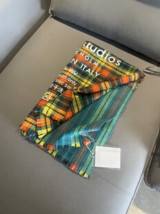 年末福利现货！AC 渐变色 格子 大宽幅羊毛围巾 披肩