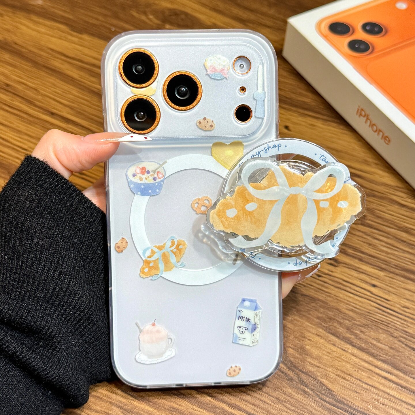 小清新油画甜品蝴蝶结牛角包磁吸支架适用于iphone17prom