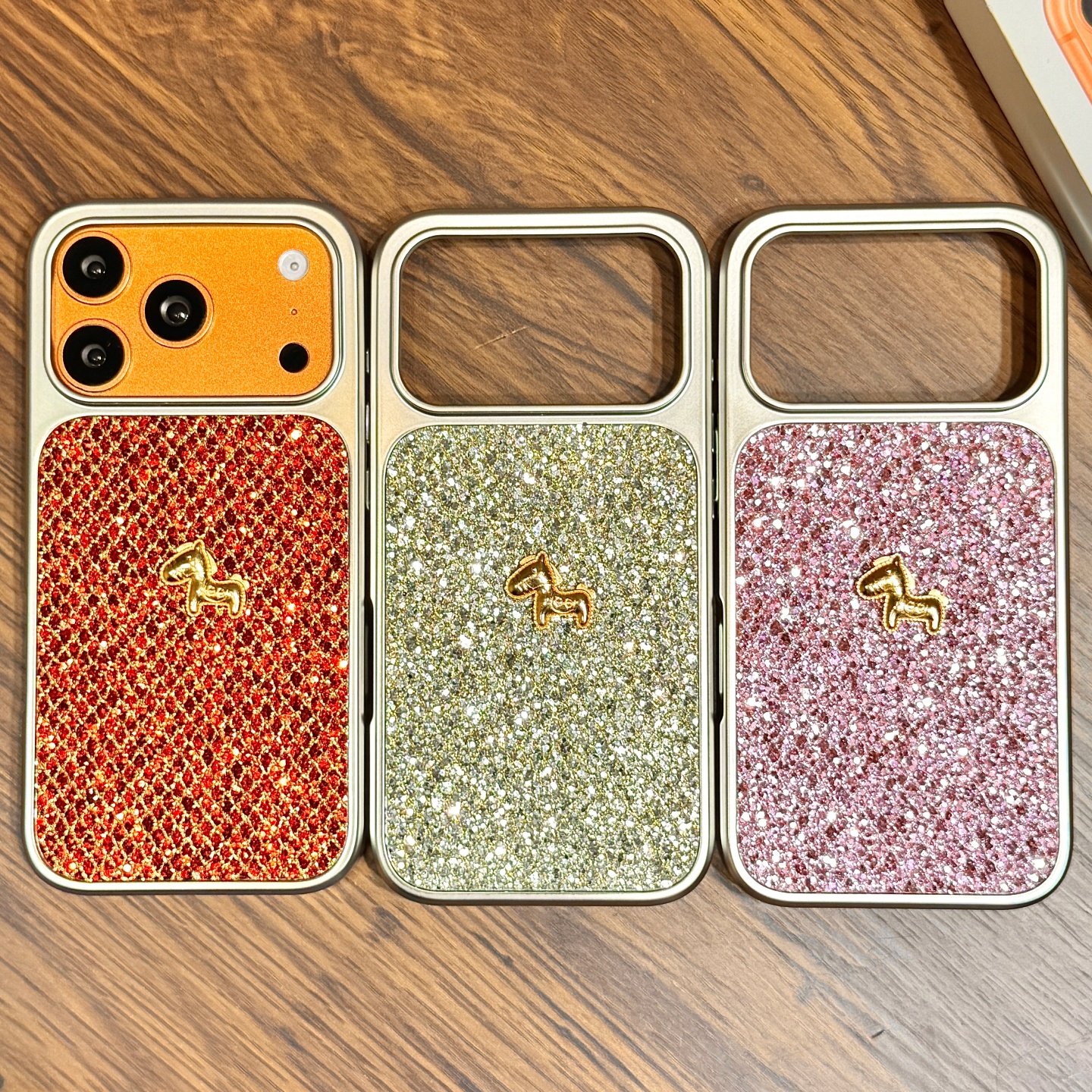 高级感电镀银边框亮片立体小金马适用于iphone17promax苹果14手机壳15新款16pro女13新年17pm情侣防摔保护套,3C数码配件,手机保护套/壳,淘宝优惠券,粉丝福利购,淘宝优惠卷