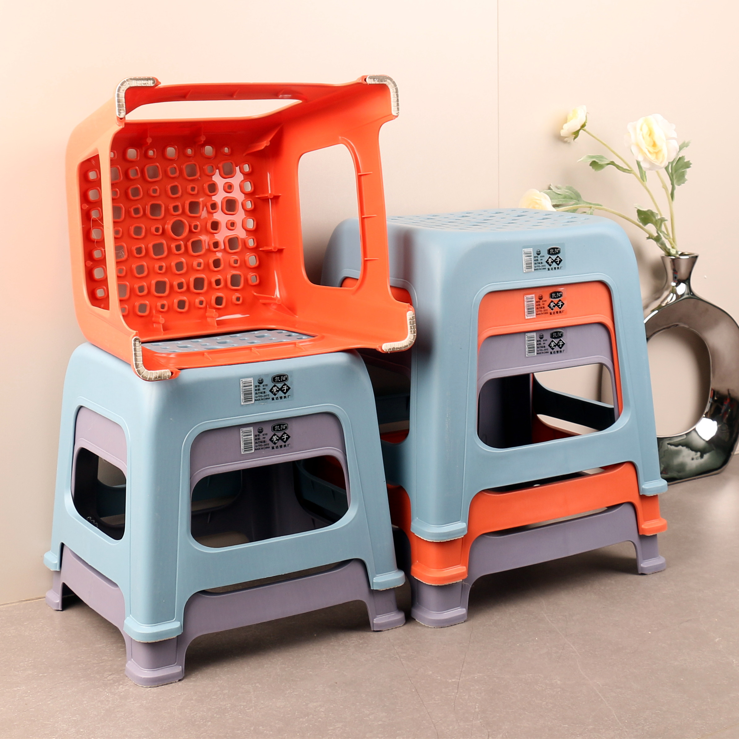 凯阳品牌加厚塑料凳子