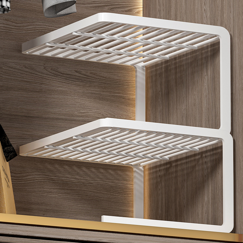 分割卧室衣柜分层收纳