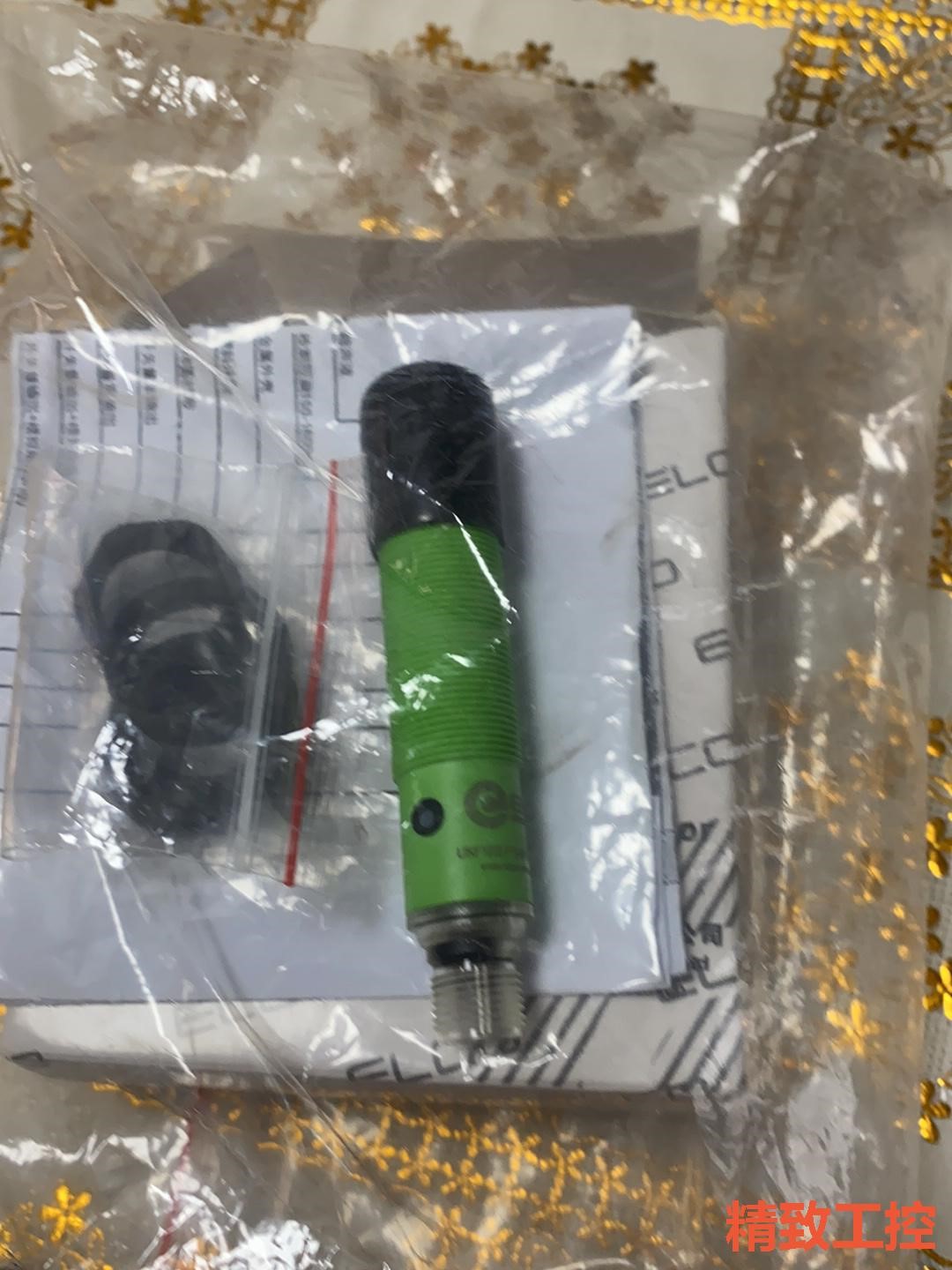 议价：全新高品质宜科超声波UKF1600-P18-BP7L-Q12