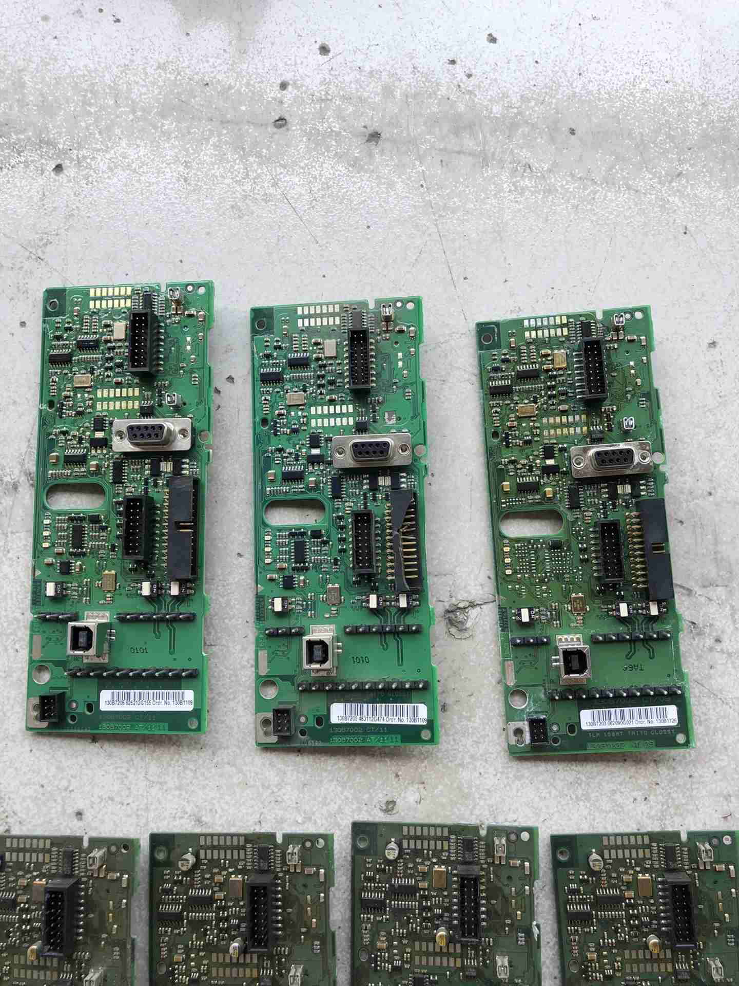 询价拍货 130B7002 CT/11两张 130B002 7AT/