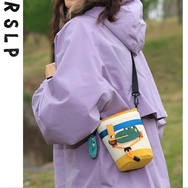 若素良品可爱露营风小水桶包