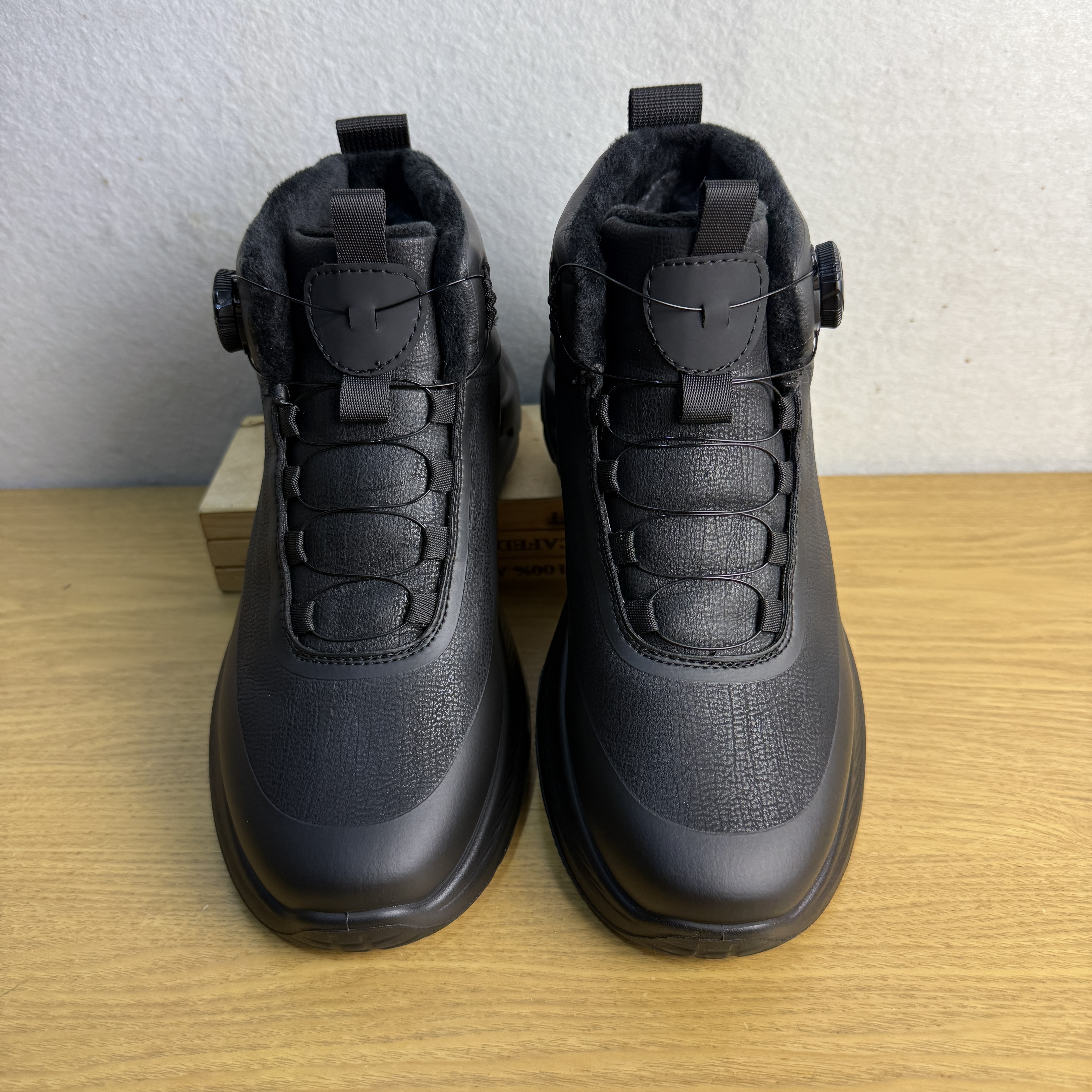 外贸真皮厚底羊毛加厚保暖舒适运动休闲鞋冬季皮毛一体防寒男棉靴