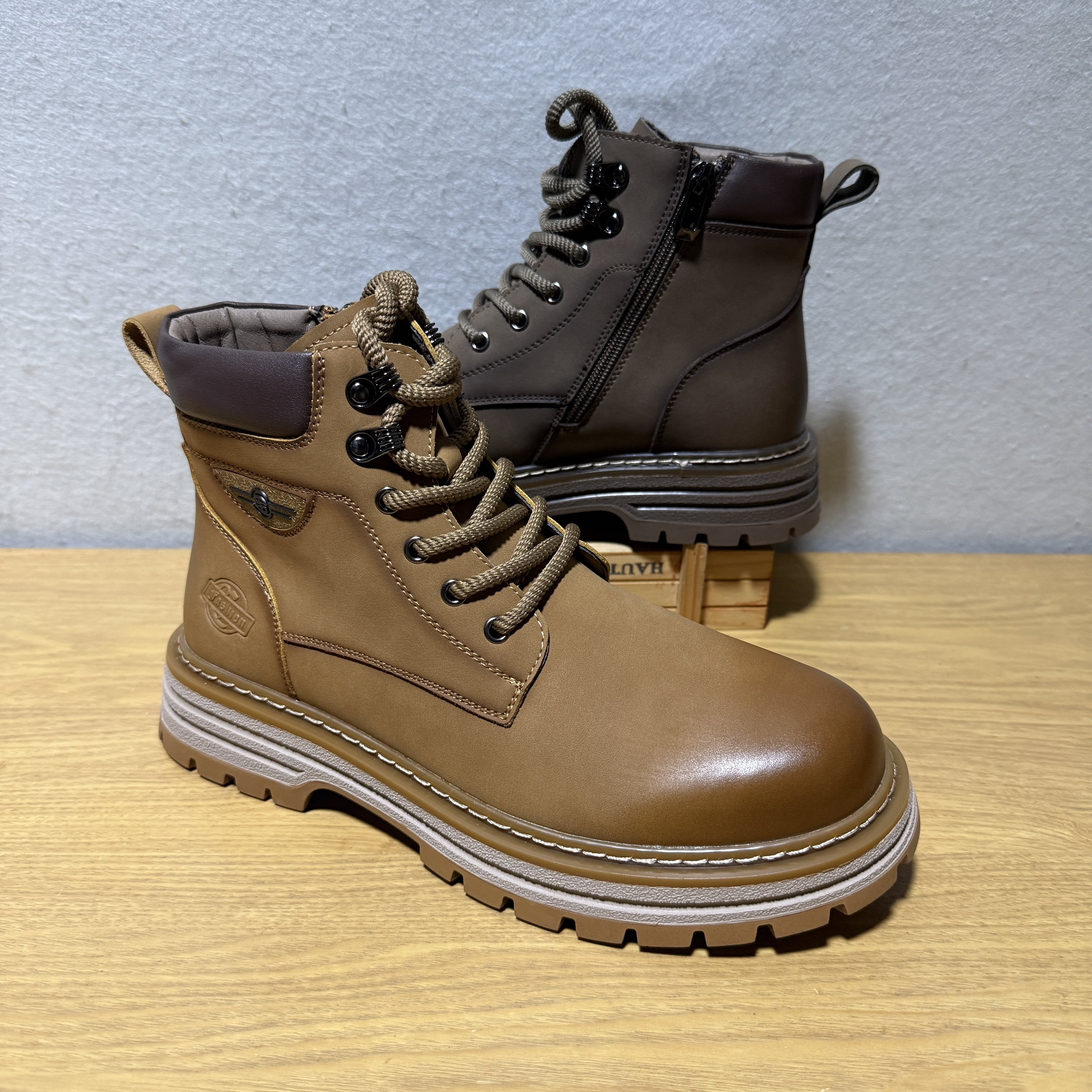 多巴胺舒适休闲港风马丁靴男士厚底高帮炸街通勤登山工装机车靴潮