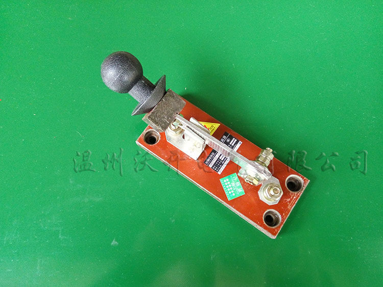 HD11B-200/18开启式刀开关船用闸刀开关隔离器电瓶闸刀紫铜在类目 电子/电工, 其它中 - 来自Buy2taobao.com提供专业的淘宝代购服务