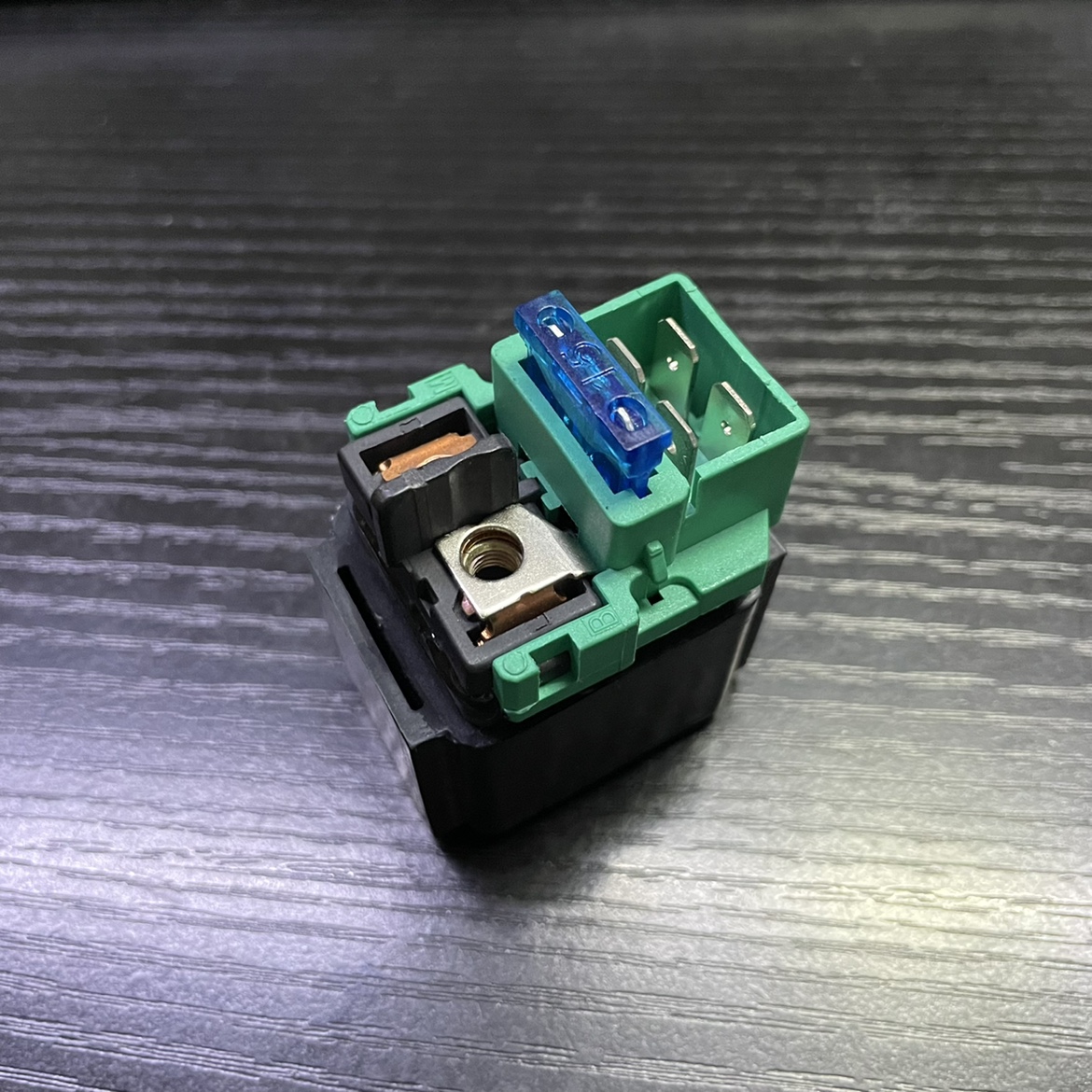 阿普利亚GPR250R启动继电器