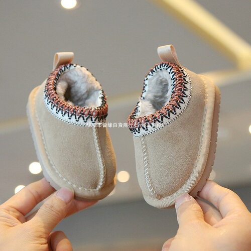 儿童雪地靴冬季新款女童大棉鞋一
