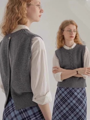 早秋新款灰色圆领针织马甲女