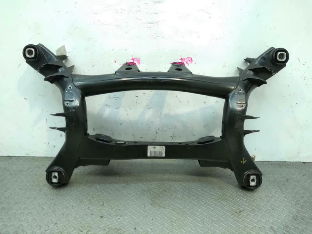 适用宝马 F20 F35 125 116 118 120 316 320li 328 后桥 后元宝梁