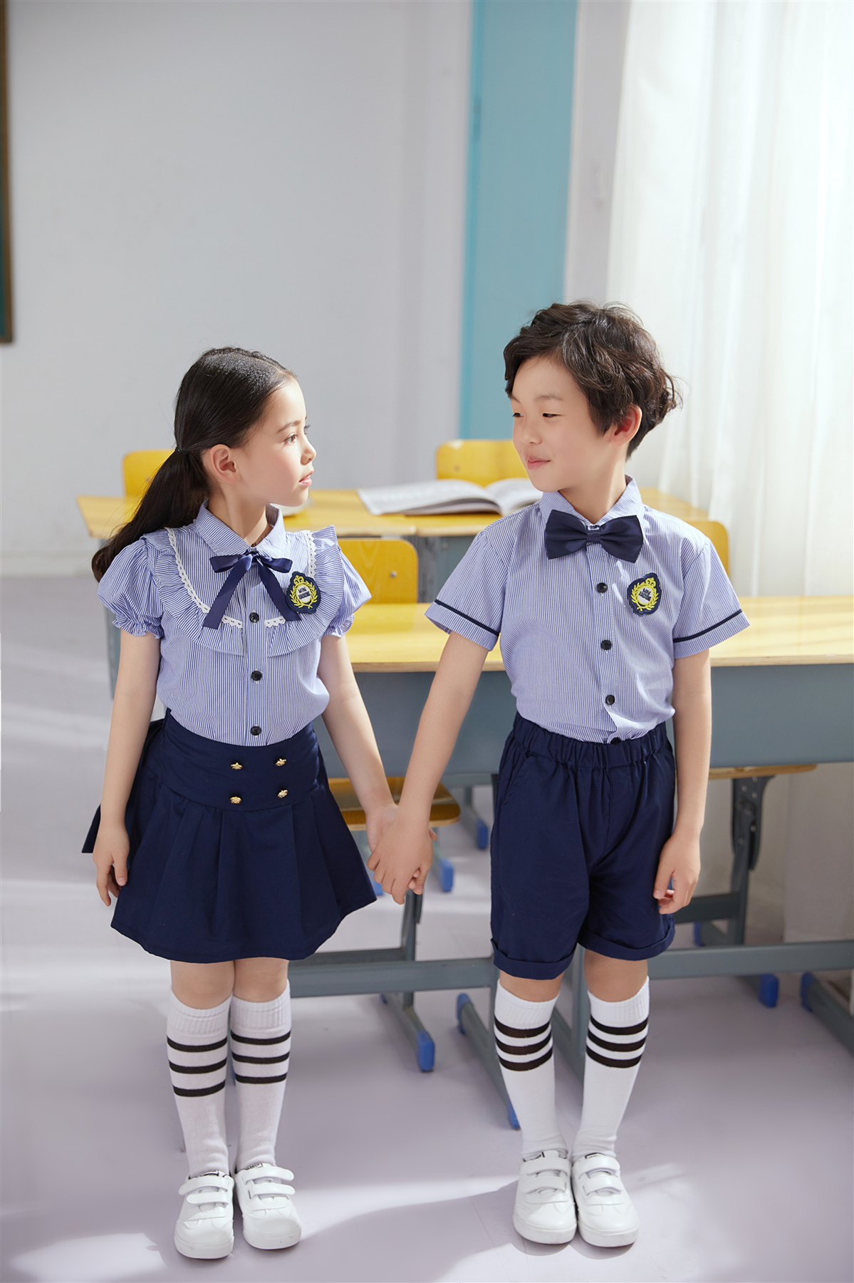 节目表演出少儿小班男孩子舞蹈服