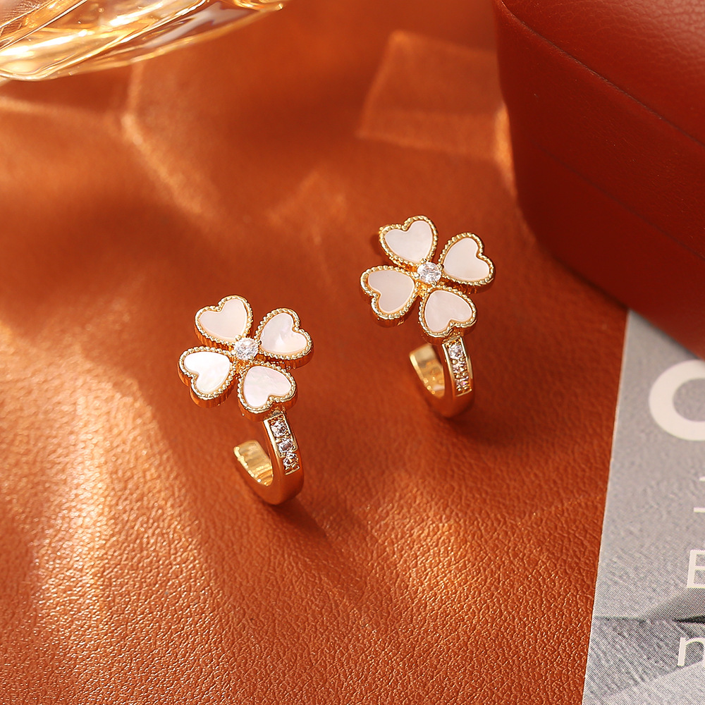 爆款天然贝母四叶草耳钉高级感时尚精致爱心C圈耳饰浪漫INS风