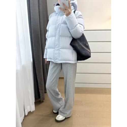短款羽绒服女款2026冬季新款泡芙加厚小个子韩版宽松白鸭绒面包服