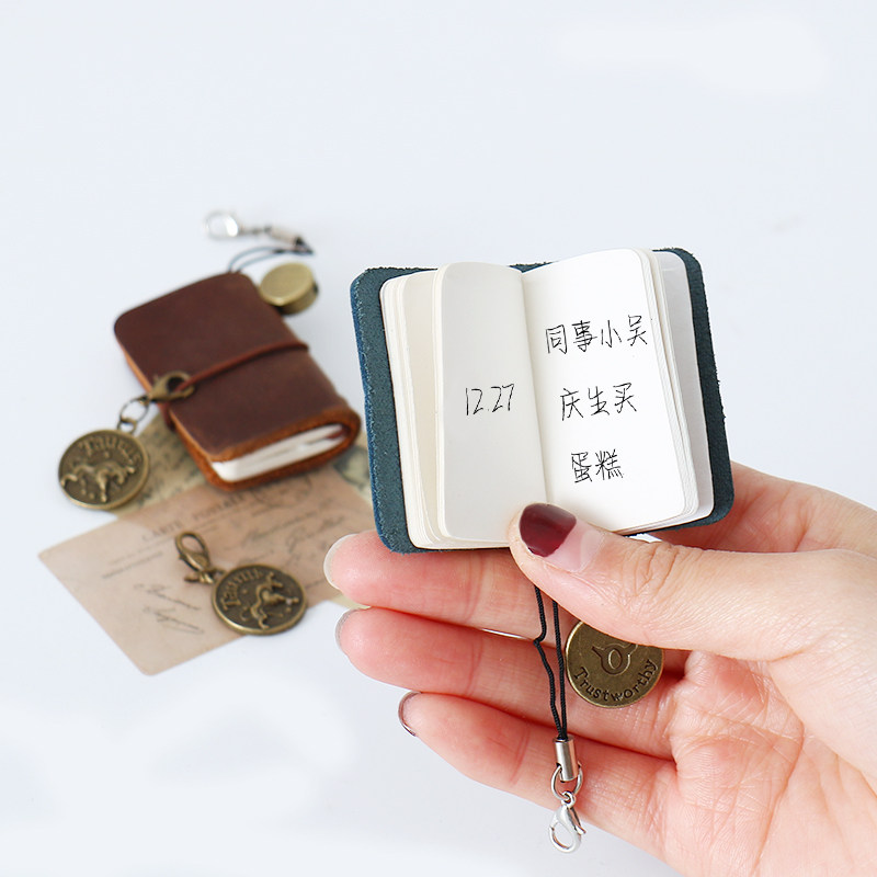 指尖上的记事本特小号迷你笔记本复古PU皮便携口袋手账本挂件饰品,文具电教/文化用品/商务用品,笔记本/记事本,淘宝优惠券,粉丝福利购,淘宝优惠卷