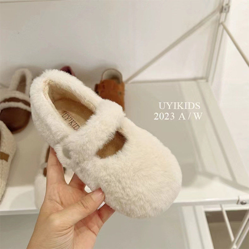 欧洲站女童毛毛鞋平底2025新款外穿宝宝保暖豆豆鞋冬季儿童防滑加