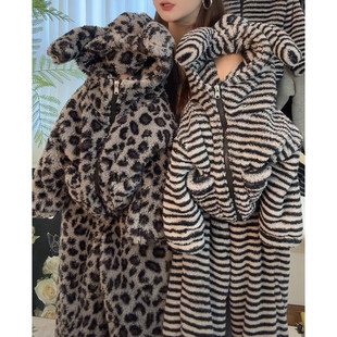 欧洲站女童冬季加厚保暖家居服套装2025新款女孩舒适连帽可外穿保