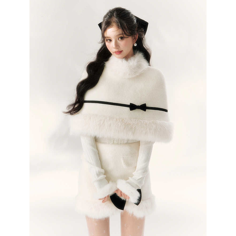 富家千金奶油丝绒毛绒套装女冬季爆款高级设计气质显瘦毛呢两件套