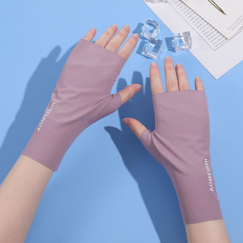 夏季冰丝半指女薄款耐磨日系春秋润肤防晒敲键盘无指美甲手套