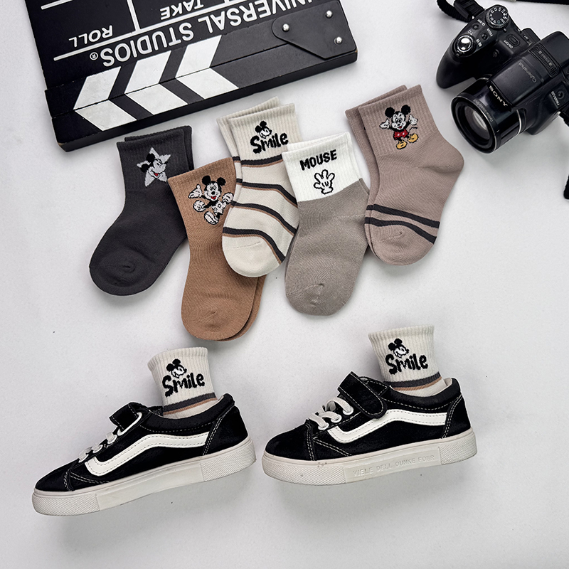 爱滴嗒男童女童抗起球春秋卡通袜