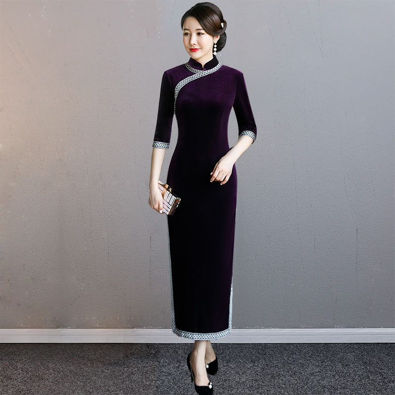 金丝绒旗袍秋装年新款女长款中国风中长袖走秀旗袍改良连衣裙