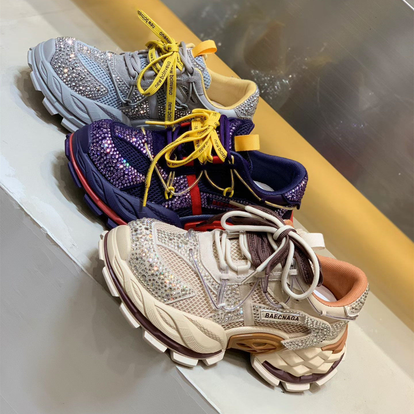 欧洲站2026春季新款水钻网面老爹鞋女厚底撞色系带松糕底休闲鞋潮