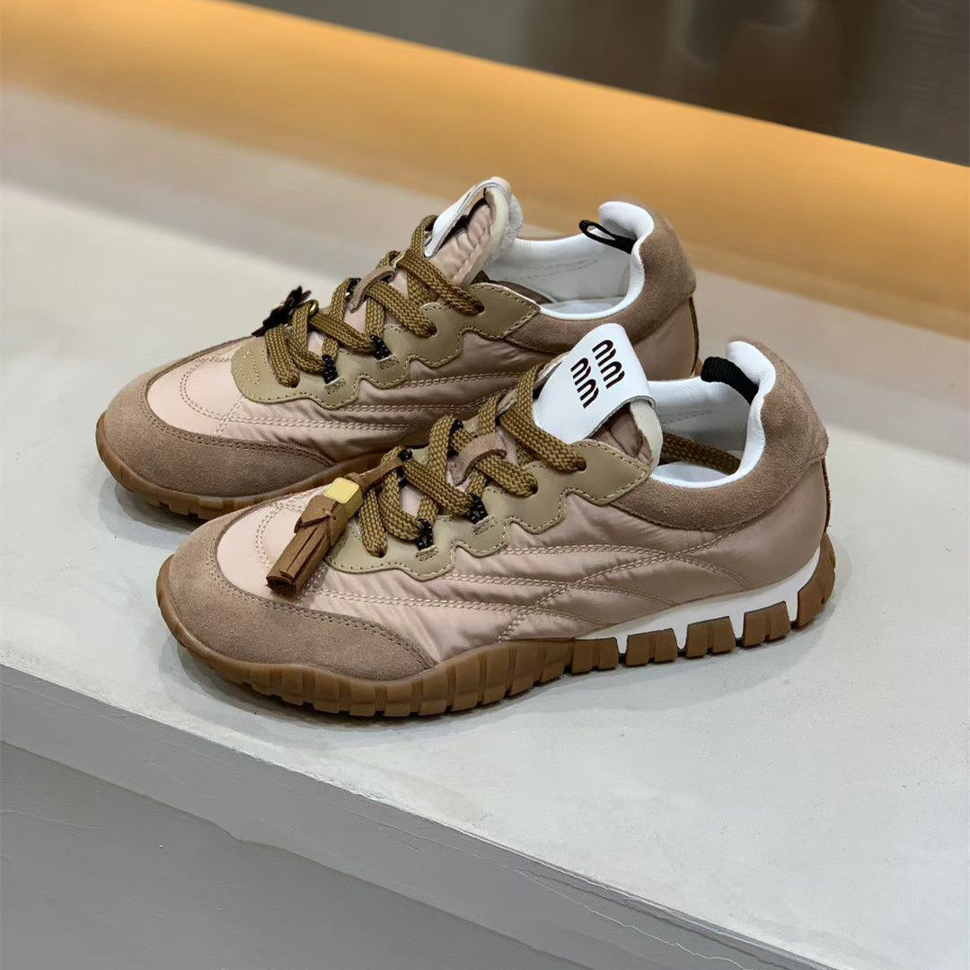 欧洲站2025秋季新款杏色真皮德训鞋女鞋圆头系带运动休闲鞋女鞋,女鞋,德训鞋,淘宝优惠券,粉丝福利购,淘宝优惠卷