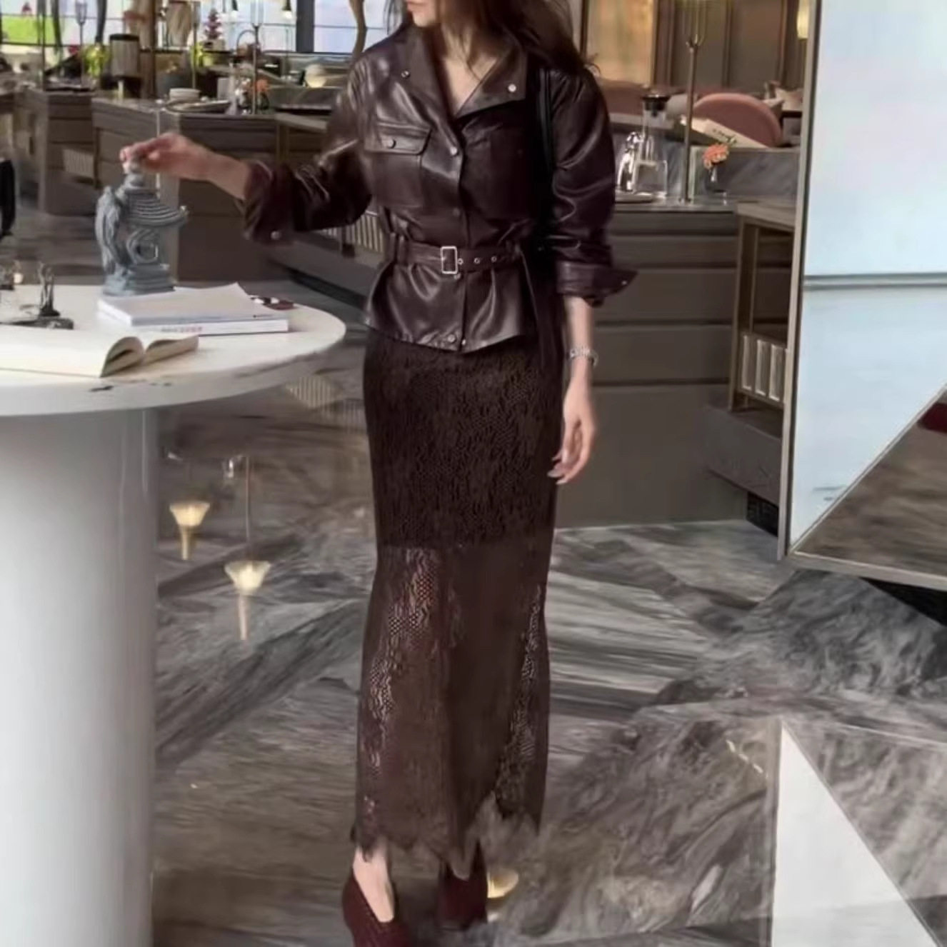 26018新大爱美依缘2026早春新款轻奢收腰夹克外套蕾丝半身裙洋气