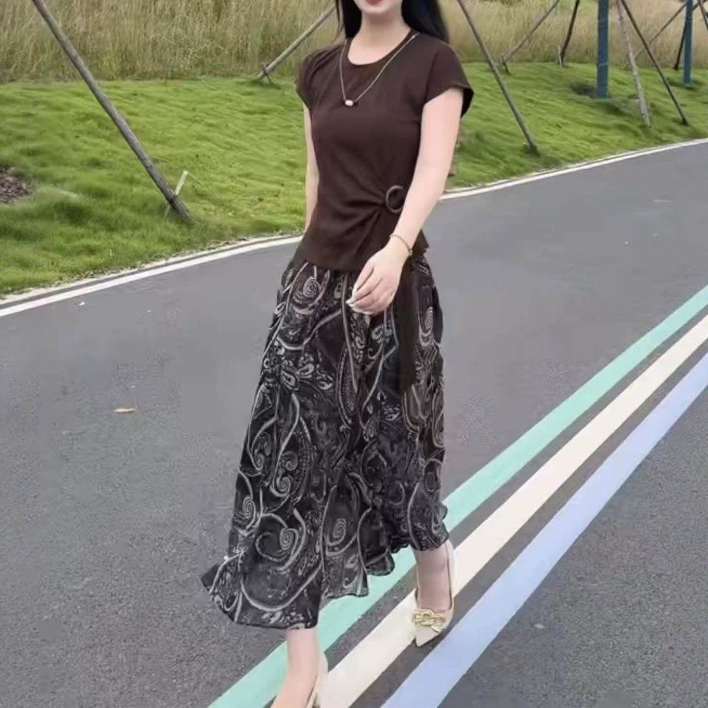 穿搭一整套短袖T恤两件套