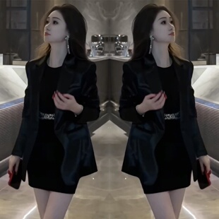 抖音御姐范春季新款洋气高级感两件套中长款连衣裙搭配西服外套女