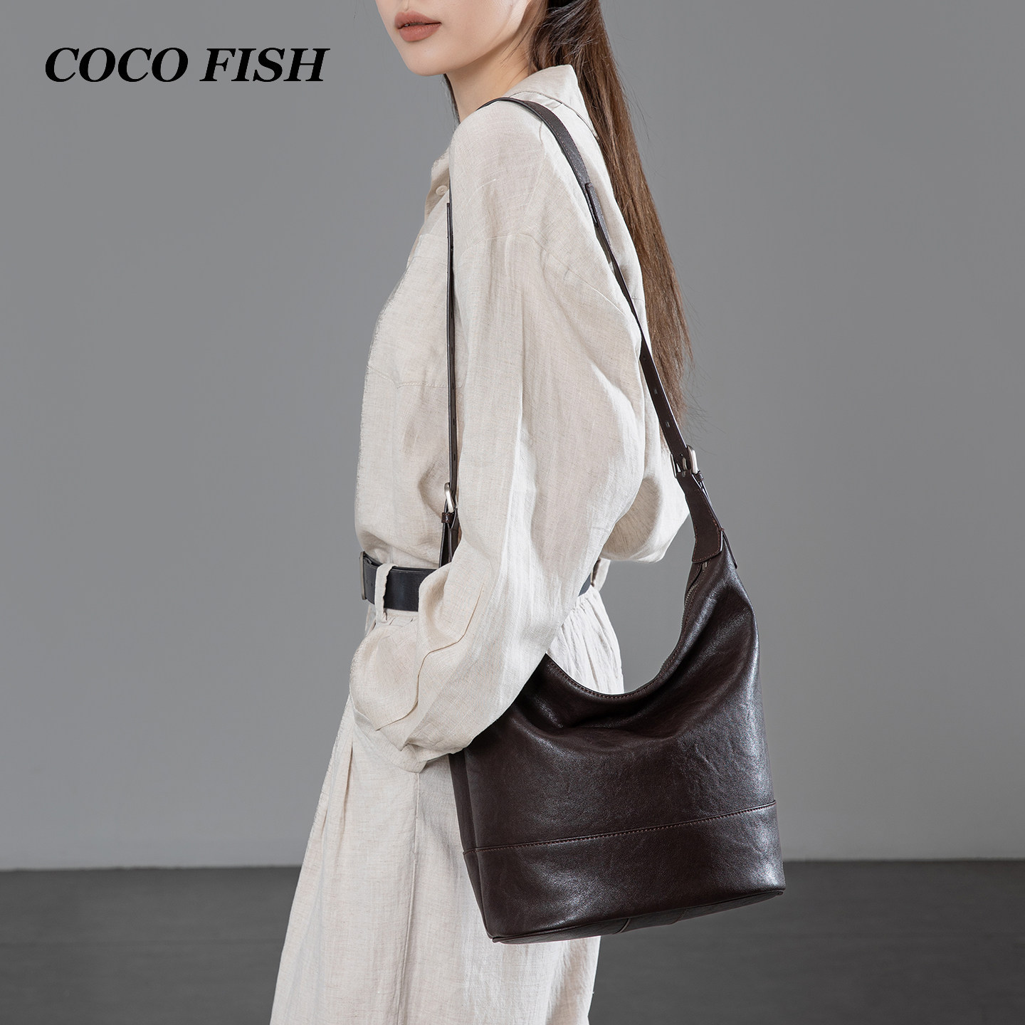 COCO FISH小众轻奢腋下包包女2026新款植鞣皮水桶包大容量通勤包,箱包皮具/热销女包/男包,通用款女包,淘宝优惠券,粉丝福利购,淘宝优惠卷