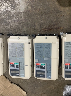 议价 安川A1000变频器7.5KW，AB4A0023FBA，实物