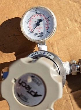 议价 APTECH调压阀，成色如图，二手物品，有需要的联系我