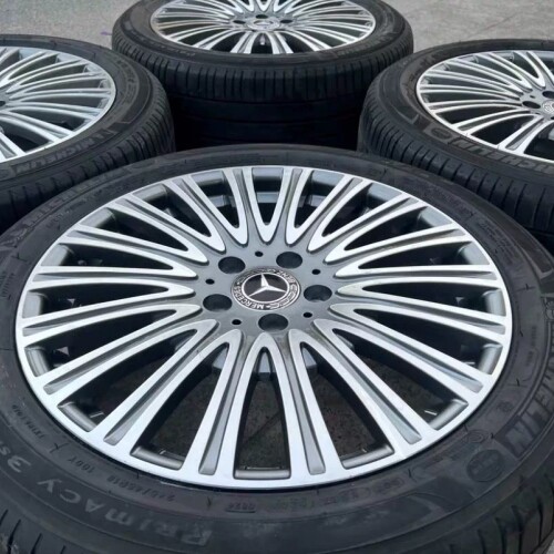 议价 升级轮毂换下的18寸奔驰E级E300原车轮毂带胎一套 ，标价