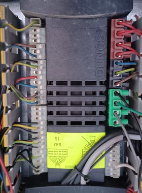 议价 冬斯MPA22 S02控制器，原装拆机，成色如图，数量3