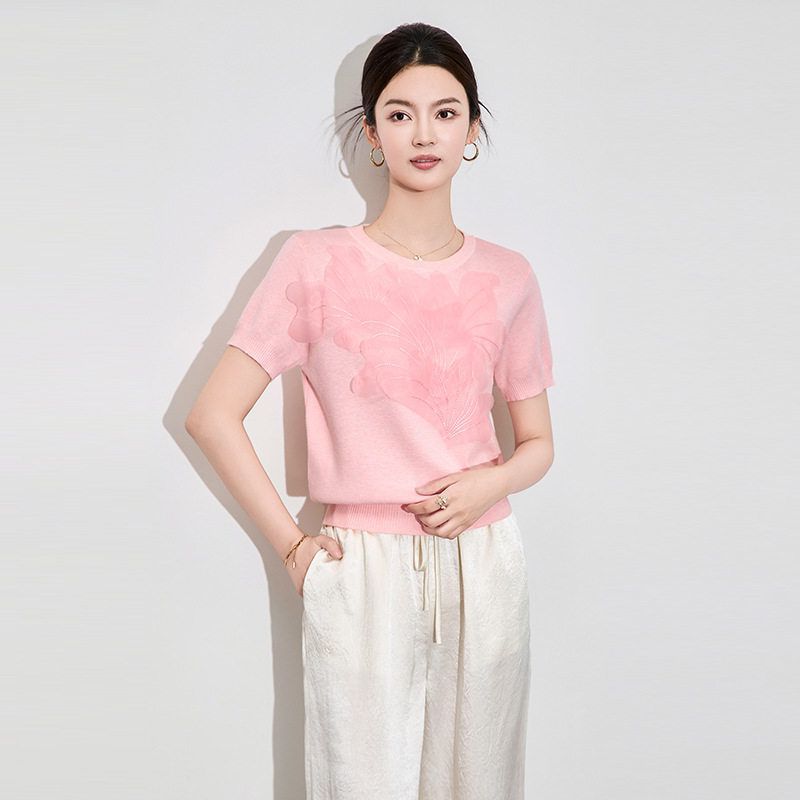 【连衣裙志】短袖针织衫2504305新款上衣女夏雅致立体花瓣时髦圆