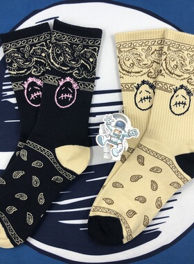 Taikonaut 原创街头欧美潮牌腰果花搭配球鞋DUNK男女运动纯棉潮袜