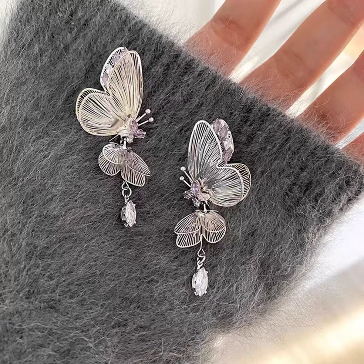 仙气紫色闪锆灵动镂空蝴蝶独特耳环女轻奢高级感小众耳钉耳饰精致,饰品/流行首饰/时尚饰品新,耳环,淘宝优惠券,粉丝福利购,淘宝优惠卷
