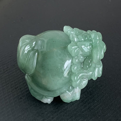 天然东陵玉雕刻龙龟摆件