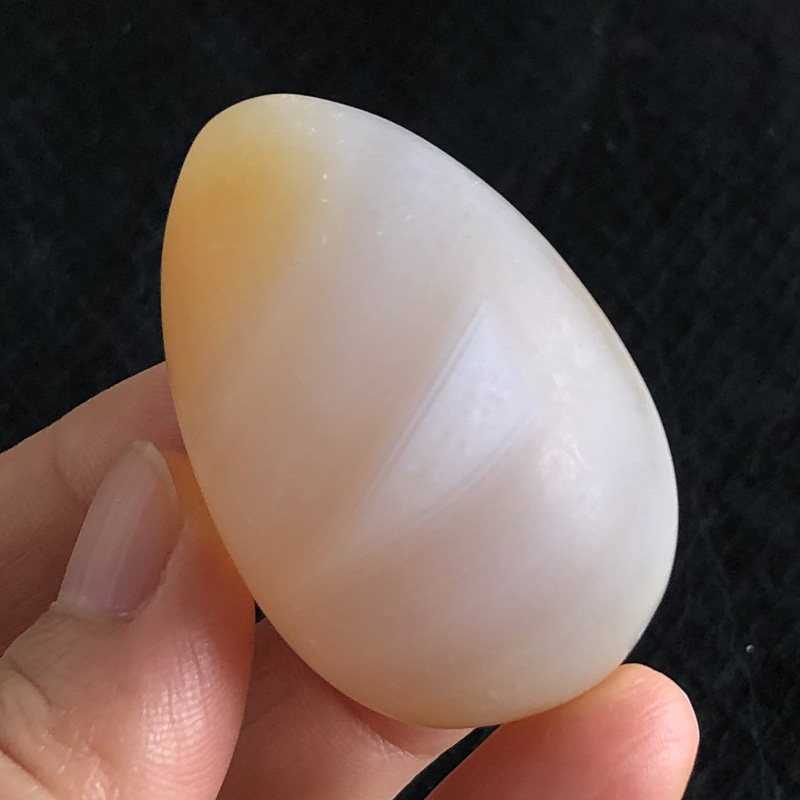 千蕊天然玛瑙原石鸡蛋玛瑙把玩磨砂面黄白玛瑙摆件复活节彩蛋实物
