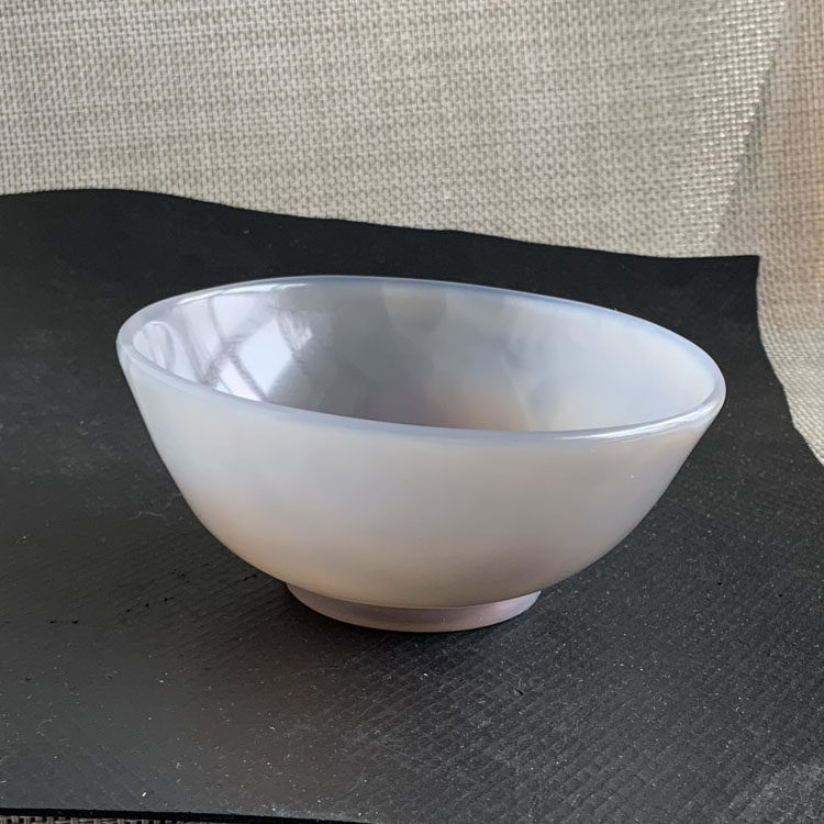天然巴西圆形玛瑙碗摆件聚宝盆玉髓薄胎行家货饭碗精致双面抛礼佛