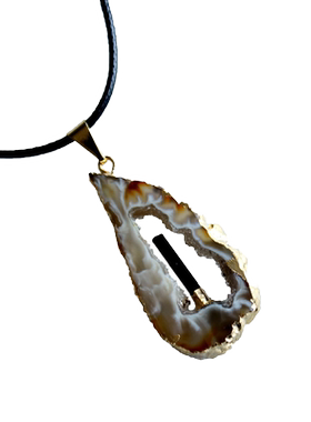 原石玛瑙水晶切片镶嵌黑碧玺吊坠