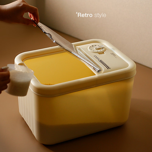 米桶家用防虫防潮密封狗粮猫粮米缸米箱面粉杂粮储存罐大米收纳盒