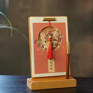 透雕镂空日历台历宋代美学宋画中国风台历实木底座礼盒装创意2026马年挂历厂家之下定制广告LOGO内页艺术纸