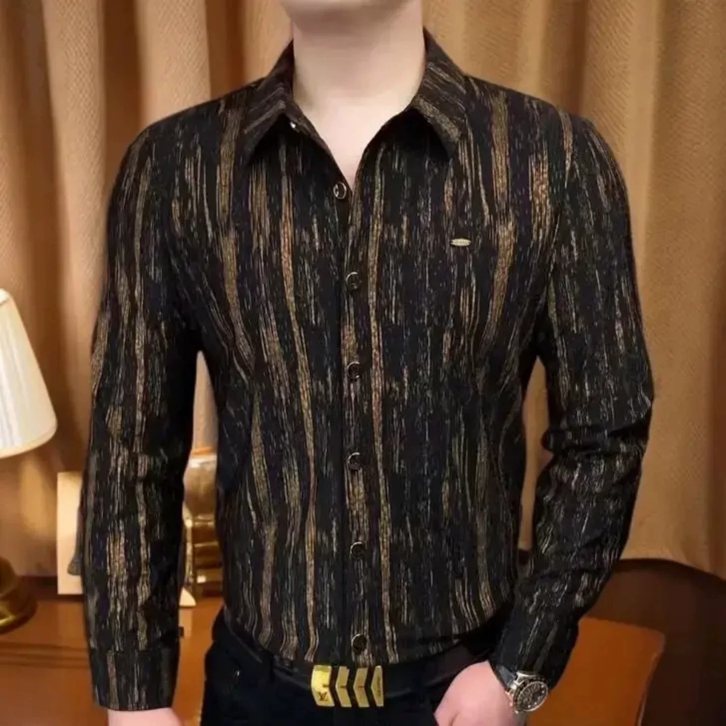 维乾甄选精品男装暗夜流
