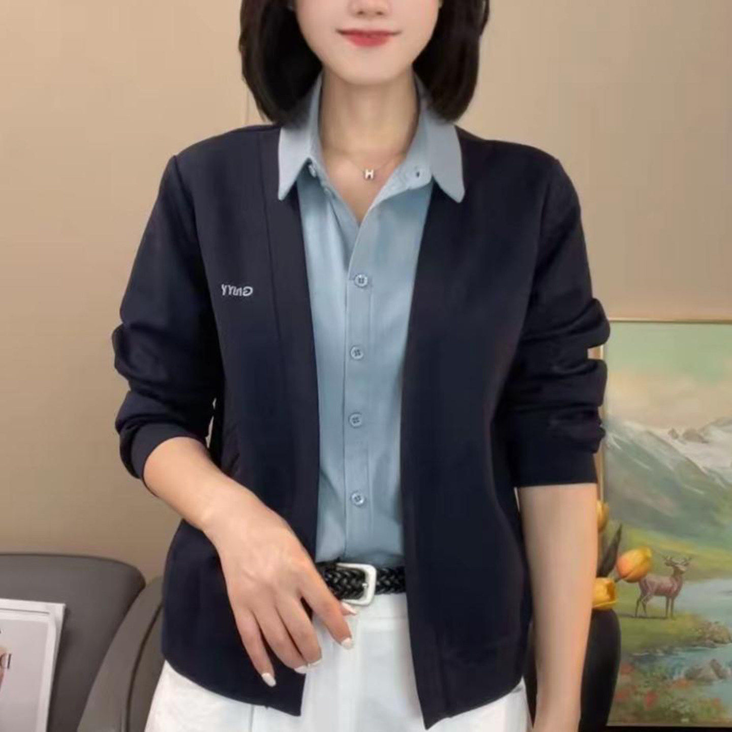 芙霖臻品翻领假两件设计