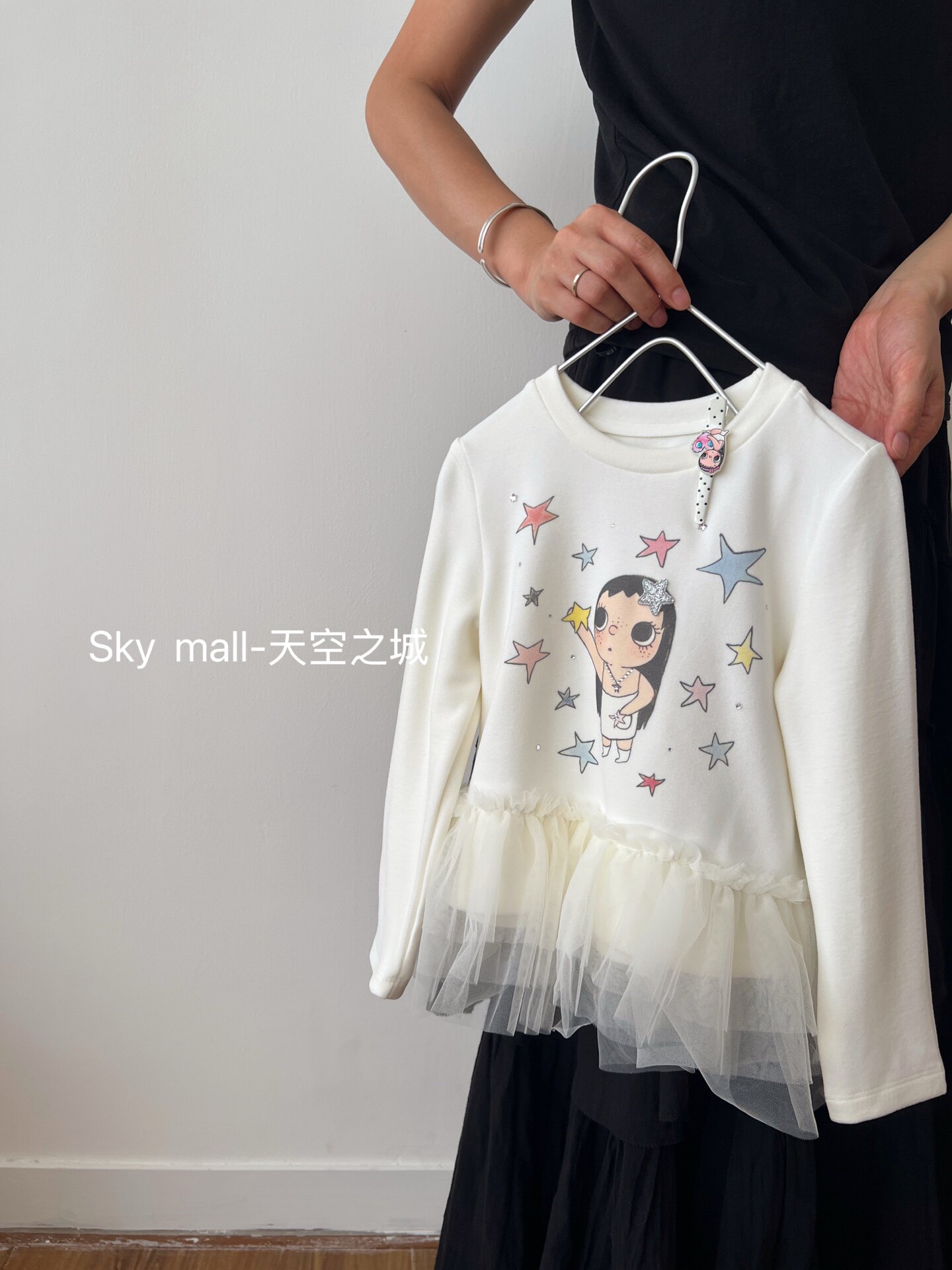 天空之城女童长袖T恤2026秋冬新款儿童洋气印花网纱拼接丅恤