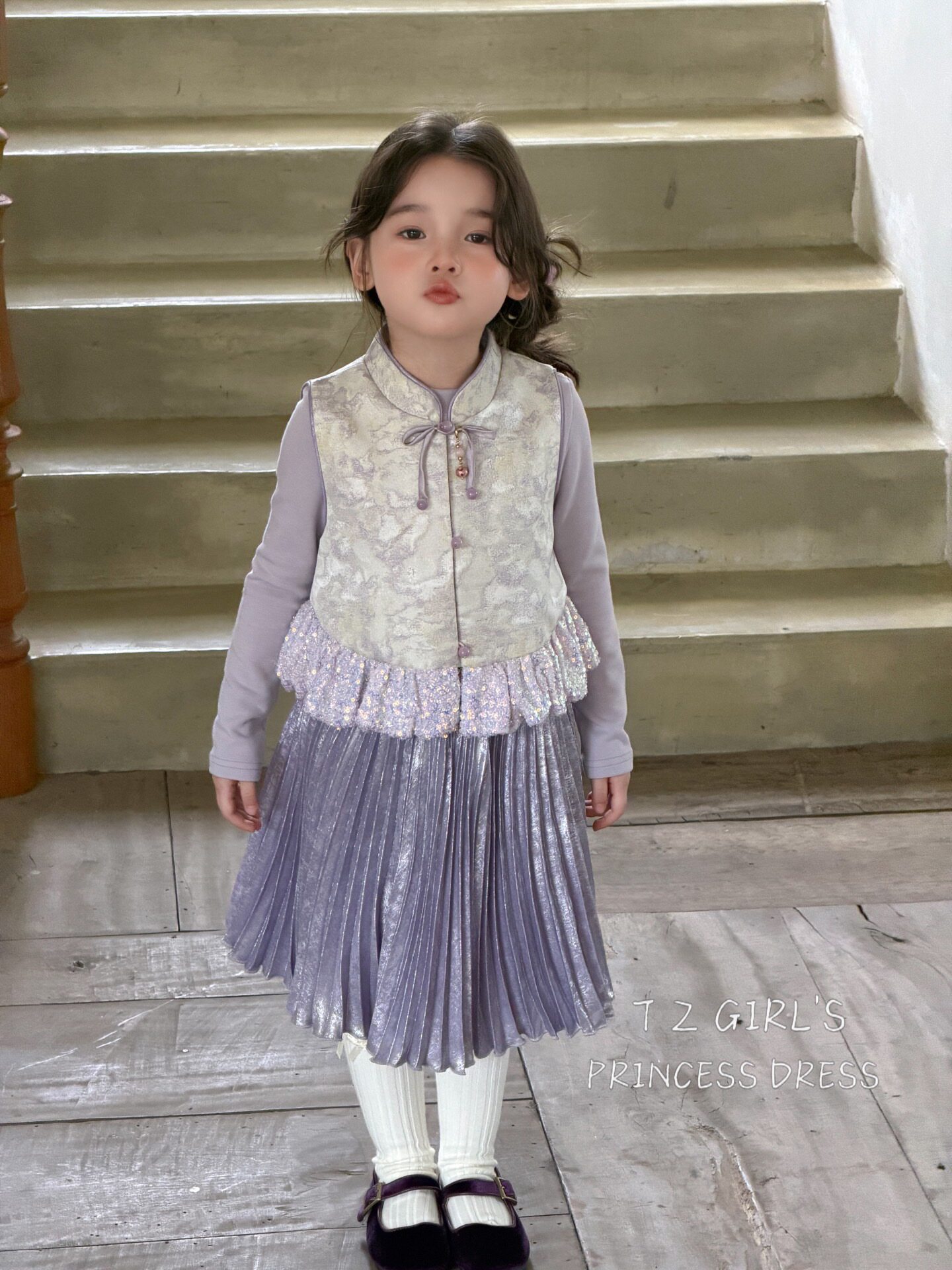 淘猪女童新中式套装裙2026秋冬新款儿童中国风马甲半裙打底三件套