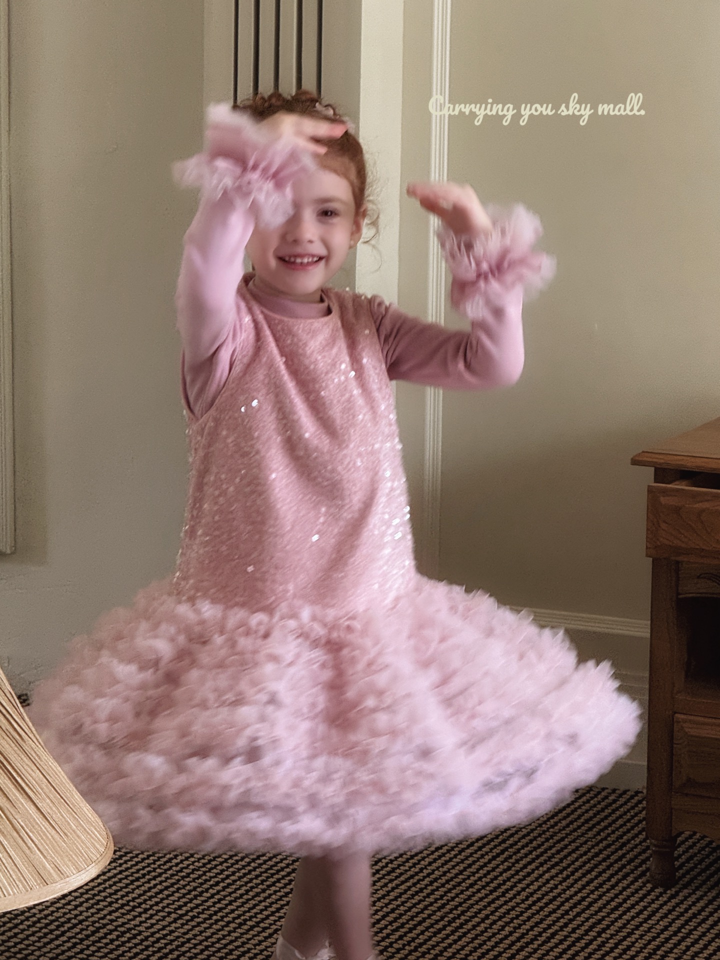 天空之城女童连衣裙25秋冬儿童洋气公主裙 珠片丝绒堆堆纱背心裙