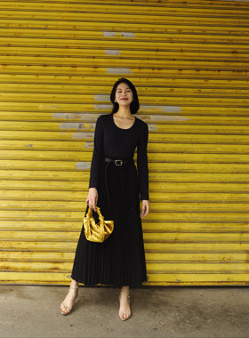 SED禾正 连衣裙女2024春 复古芭蕾U型领长袖拼接压褶黑色连衣裙